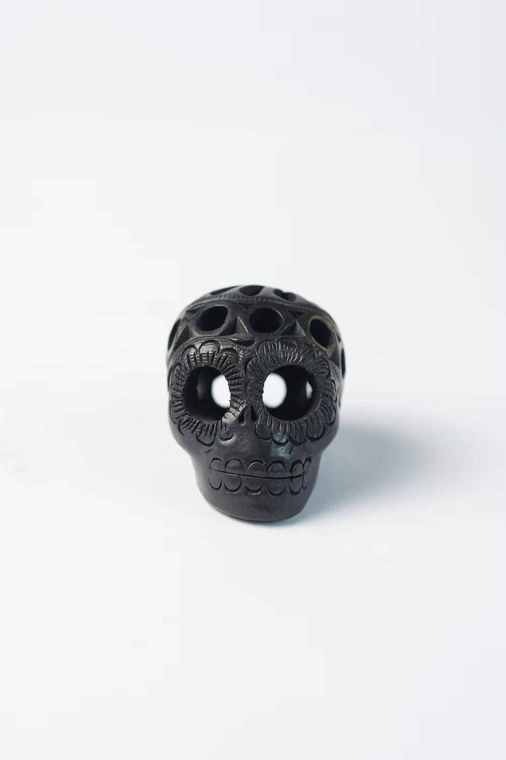 Little Skull "Dia de Muertos" made of Black Clay